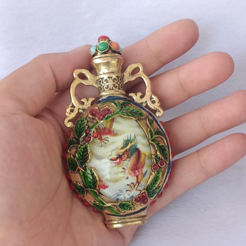Bottiglia per Snuff a Forma di - Vintage Collectible Bottles recensione e prezzo