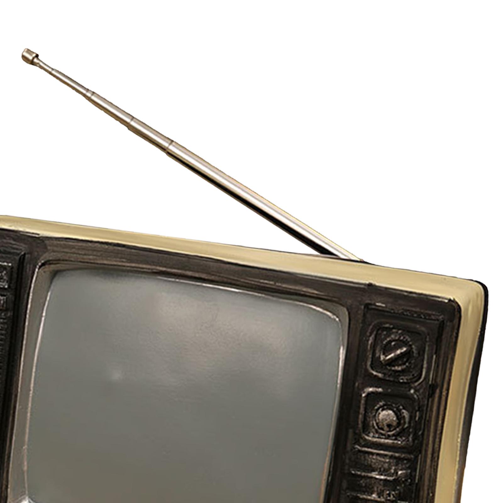 Modello di TV Retrò Realistico - Vintage Collectibles Store recensione e prezzo