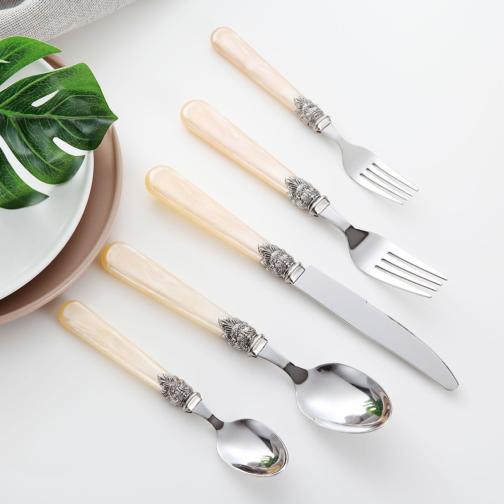 Set di posate vintage da 5 pez - Vintage Collectible Spoons recensione e prezzo